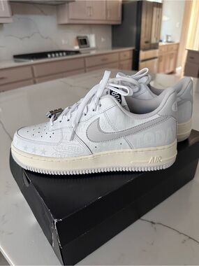 NEW Nike Air Force 1 '07 LV8 '1-800' white sneakers 7(men’s)/8(womens)